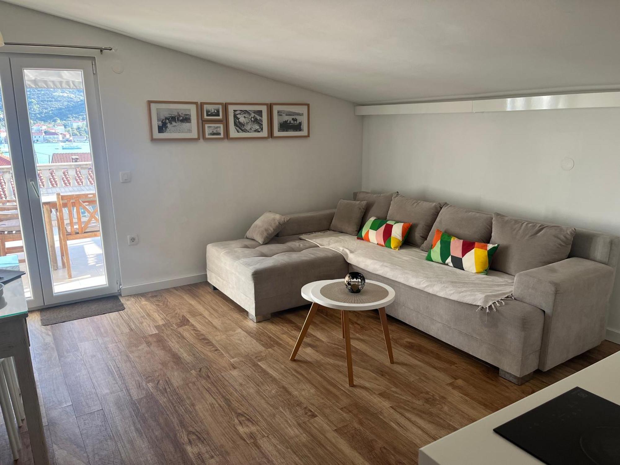 Apartment Laguna Vinišće エクステリア 写真