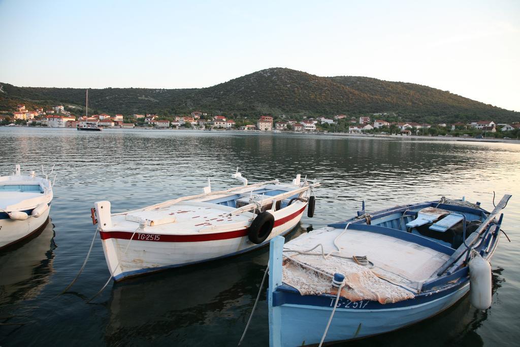 Apartment Laguna Vinišće エクステリア 写真